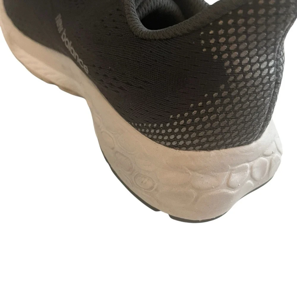 New Balance Size 9.5W / 8M Black Fresh Foam‎ 880 Sneaker Running Shoe